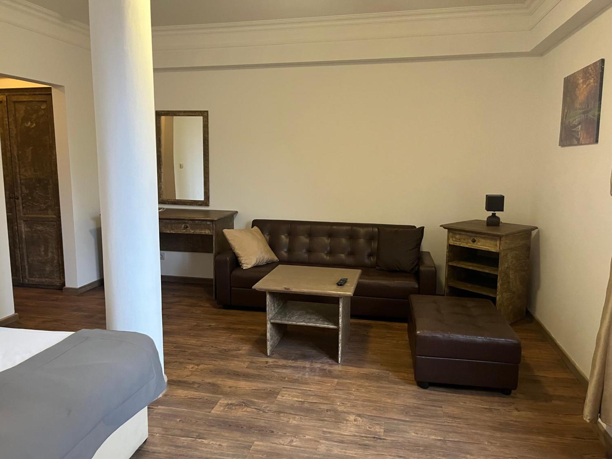 Andesite Boutique Residence Hotel โซเฟีย ภายนอก รูปภาพ